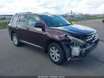  Salvage Toyota Highlander