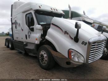  Salvage Freightliner Cascadia 125