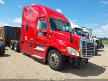  Salvage Freightliner Cascadia 125