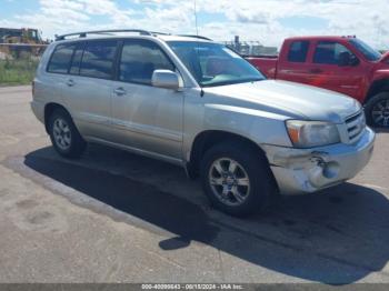  Salvage Toyota Highlander