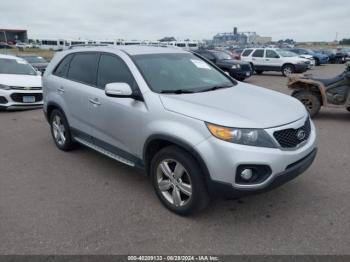  Salvage Kia Sorento