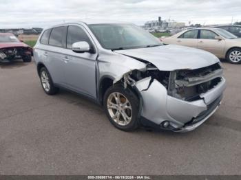  Salvage Mitsubishi Outlander