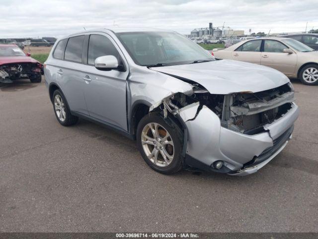  Salvage Mitsubishi Outlander