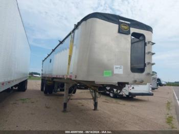  Salvage Mac Trailer Mfg Trailer