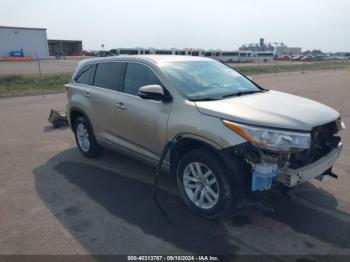  Salvage Toyota Highlander