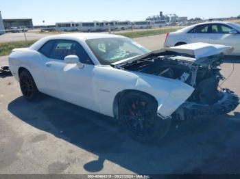  Salvage Dodge Challenger