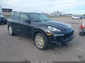  Salvage Porsche Cayenne E-hybrid