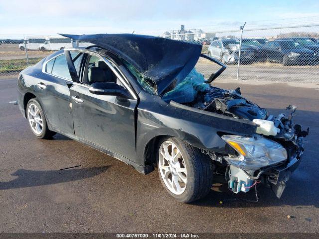  Salvage Nissan Maxima