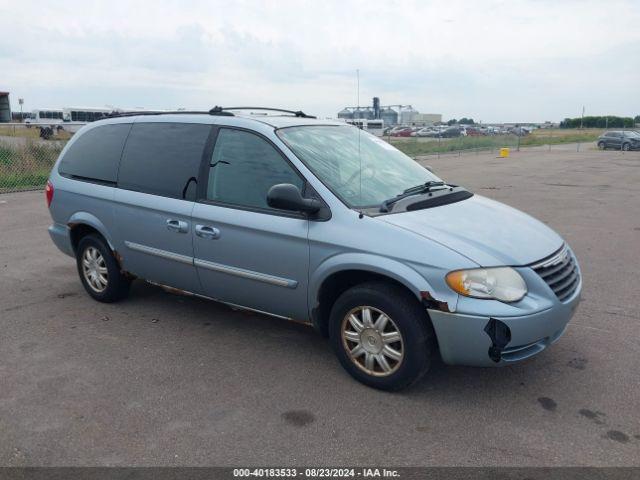  Salvage Chrysler Town & Country