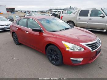  Salvage Nissan Altima