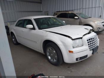  Salvage Chrysler 300