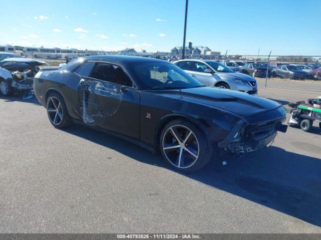  Salvage Dodge Challenger