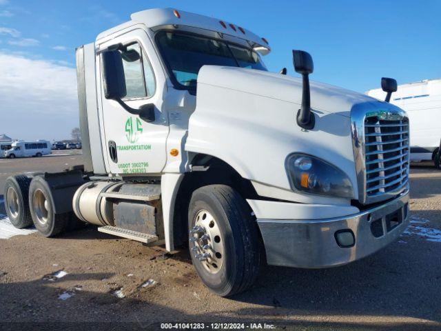  Salvage Freightliner Cascadia 125