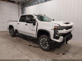  Salvage Chevrolet Silverado 2500