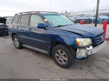  Salvage Toyota Highlander