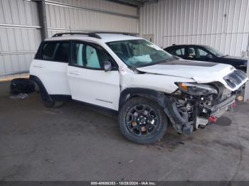  Salvage Jeep Cherokee