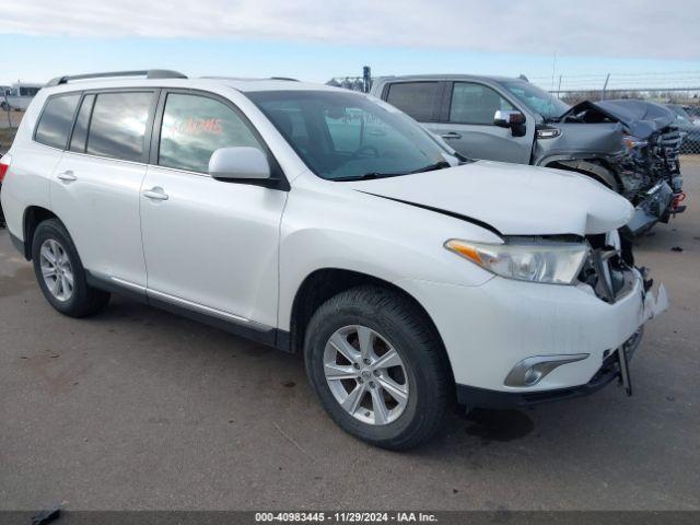  Salvage Toyota Highlander