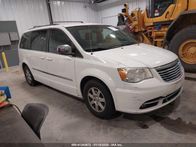  Salvage Chrysler Town & Country