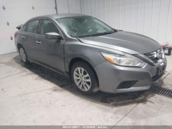  Salvage Nissan Altima