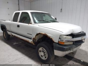  Salvage Chevrolet Silverado 2500