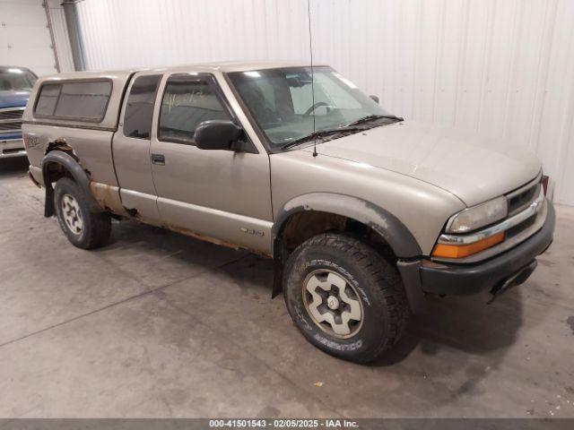  Salvage Chevrolet S-10