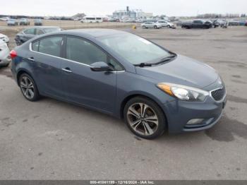  Salvage Kia Forte