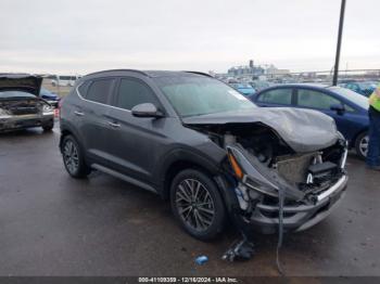  Salvage Hyundai TUCSON