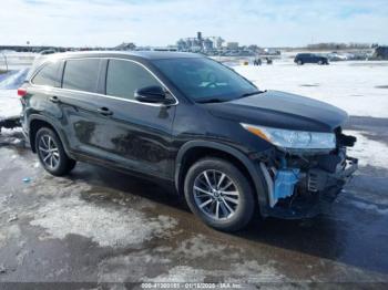  Salvage Toyota Highlander