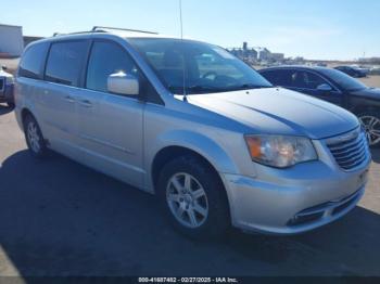  Salvage Chrysler Town & Country