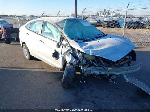  Salvage Ford Fiesta