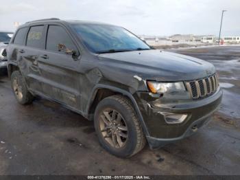  Salvage Jeep Grand Cherokee