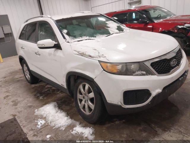  Salvage Kia Sorento
