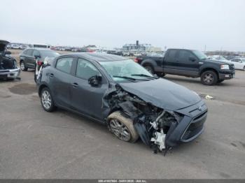  Salvage Toyota Yaris