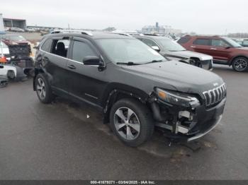  Salvage Jeep Cherokee