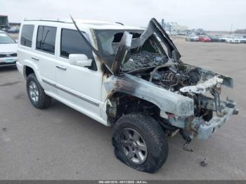  Salvage Jeep Commander
