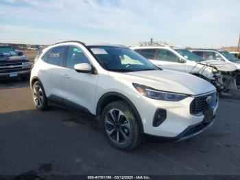 Salvage Ford Escape