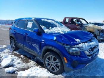  Salvage Kia Seltos