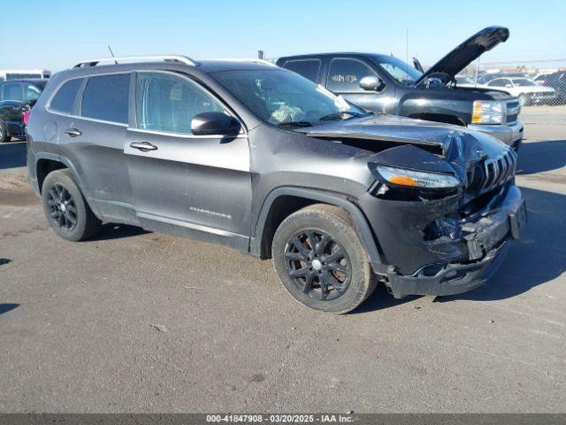  Salvage Jeep Cherokee