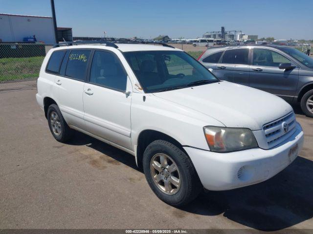  Salvage Toyota Highlander