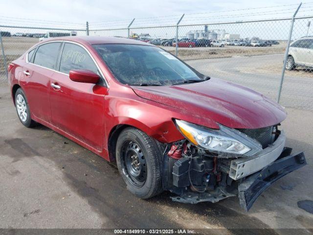 Salvage Nissan Altima