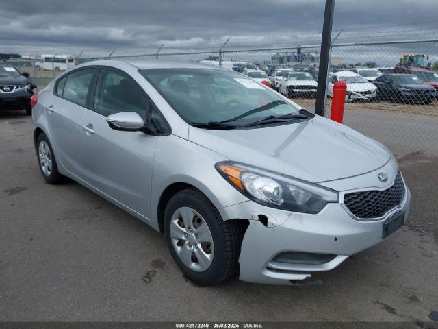  Salvage Kia Forte