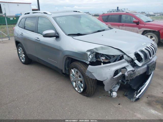  Salvage Jeep Cherokee