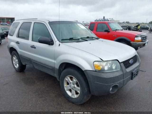  Salvage Ford Escape