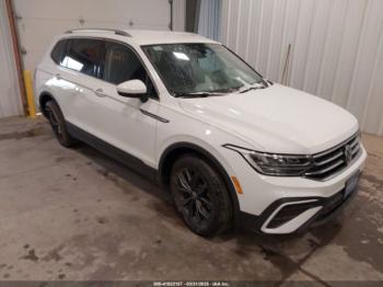  Salvage Volkswagen Tiguan