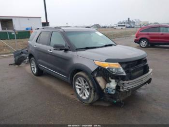  Salvage Ford Explorer