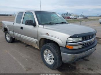  Salvage Chevrolet Silverado 2500