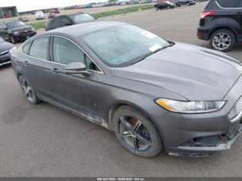  Salvage Ford Fusion