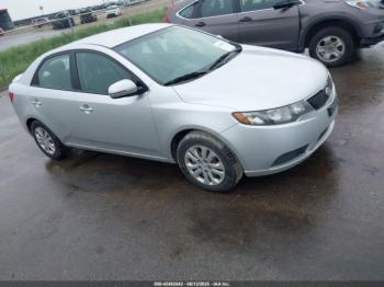  Salvage Kia Forte