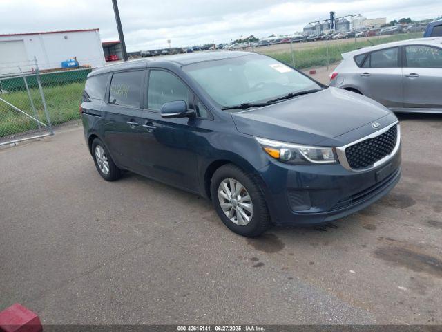 Salvage Kia Sedona