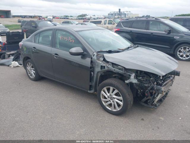  Salvage Mazda Mazda3